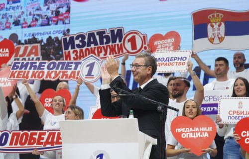 (UŽIVO) Vučić se obraća u prepunoj Hali sportova u Beogradu: "Ovo ne dolazi spolja, ovo dolazi iz srca i duše" (VIDEO)