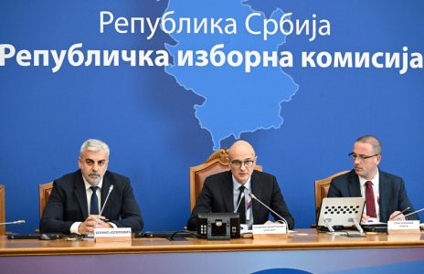 Oglasili se iz RIK-a: Izlaznost do 18 časova 64,89 odsto