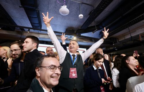 Šoškić ispred "Studentske liste": "Hvala građanima na civilizovanom postupanju, sačuvati red i mir"