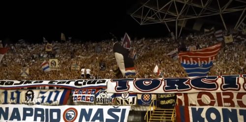 Pakao na “Poljudu”: Novi haos u režiji “Torcide”, prekinut meč Hajduk – Ajaks