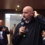 Gest koji je oduševio sve prisutne: Dino Rađa se poklonio Željku Obradoviću (VIDEO/FOTO)