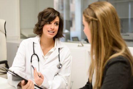 Sve više žena koristi testosteron u menopauzi: Istraživanja otkrivaju za šta zaista može da pomogne