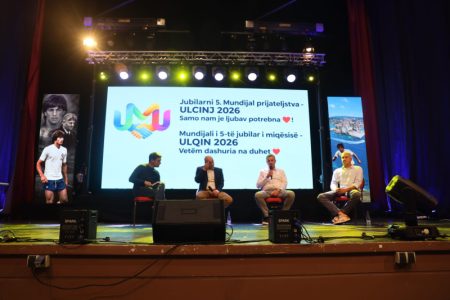 Legende se okupile u Ulcinju: Promovisana knjiga “ŽOC” o Željku Obradoviću (VIDEO/FOTO)