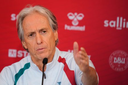 Sačekuša ispred zgrade: Selektor Portugala je ovako odreagovao na Ronaldove reči