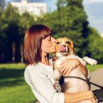 Anketa koja upozorava: Više poljubaca ljubimcu, nego partneru