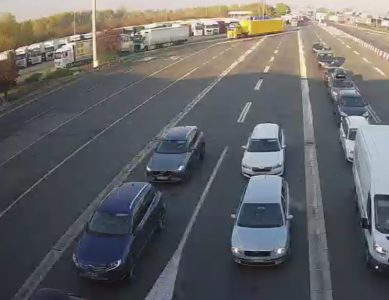 Na granici se čeka i po 9 sati: Ogromne kolone teretnjaka na izlazu iz Srbije