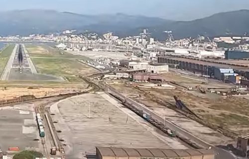 "Proglašavamo aerodrom okupiranim": Radnici u Italiji krenuli u protestni marš