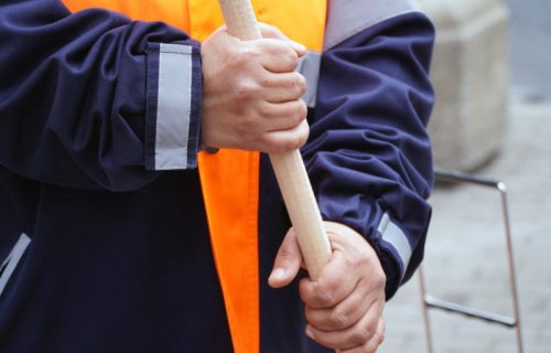 Rasistički napad u Beogradu: Napadač udarao i psovao radnika Gradske čistoće u Bulevaru