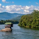 Povezuju se zaštićena područja Srbije i Srpske: "Drina" i "Veliki Stolac" sa "Tarom" i "Mokrom Gorom"