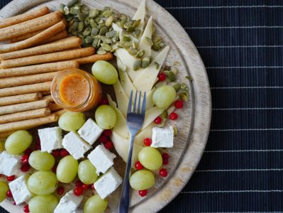 Namaz od zelenih maslina i sira: Zdrav doručak, lak za pripremu (RECEPT+VIDEO)