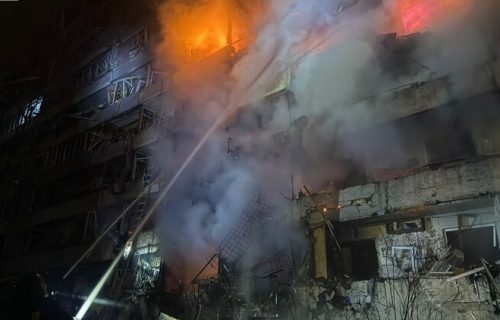 Strahovit noćni udar na Kijev: Pogođeno više energetskih objekata, logistički centar i zgrade, ima mrtvih