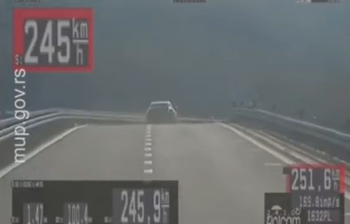 Na putu od Lajkovca do Valjeva vozio brzinom od 245 km/h, dobio prekršajnu prijavu za nasilničku vožnju