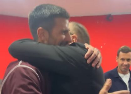“Život namesti trenutak koji ne planiraš”: Poznati pevač naleteo na Novaka posle finala u Pekingu (VIDEO)