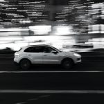 Bizarna drama na putu: Policija mu zaplenila tek kupljen "porše" jer se zakašljao u pogrešnom momentu