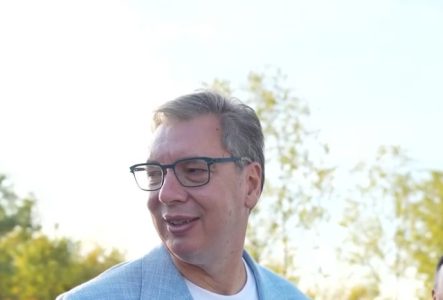 “Kažu da je put kao pista Formule 1”: Vučić objavio snimak još jednog uspešnog projekta