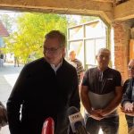 Vučić poručio iz sela Krušar: "Rast BDP-a u trećem kvartalu prema fleš prognozi 3,5 odsto"
