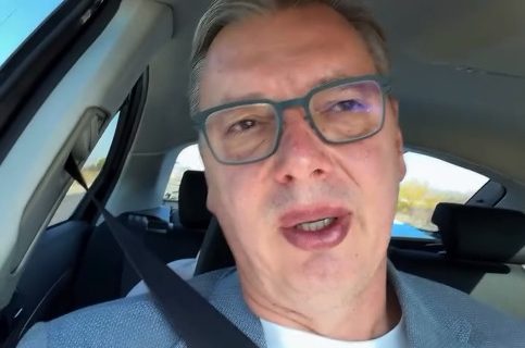 "Kad ih pozovete na dijalog, svi junaci nikom ponikoše“: Vučić o reakcijama na snimak sa kamenom za kupus
