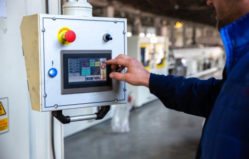Simens planira da uz pomoć AI automatizuje do 80 odsto fabričke proizvodnje
